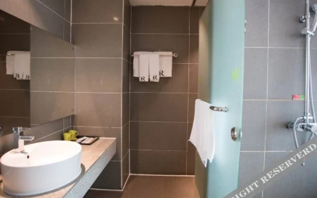 Ruyi Hotel (Dongguan Mayong Town)