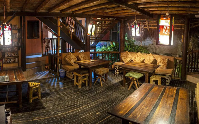 La Facha Hostel Restaurant Surf