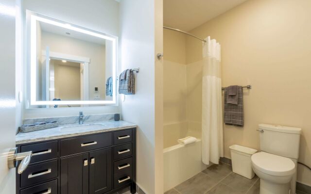 Quality Inn Sunshine Suites