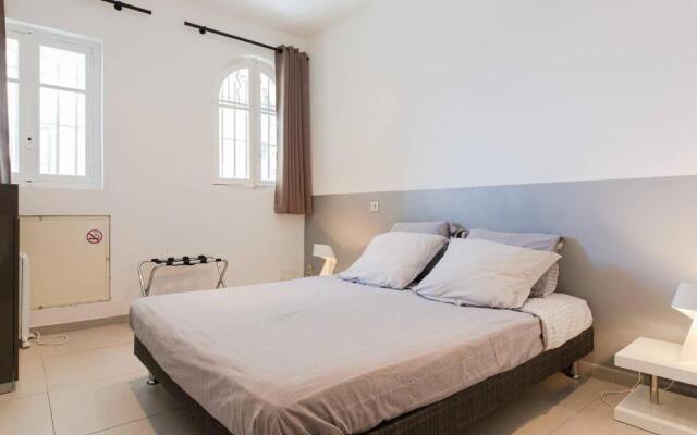 appartement 4 personnes vue mer remparts Antibes