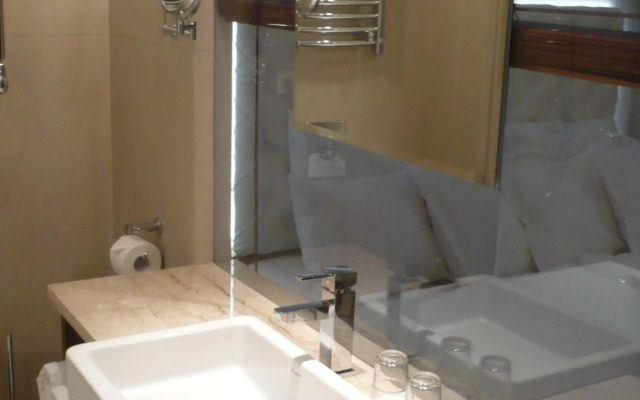 Pytloun City Boutique Self Check-in Hotel
