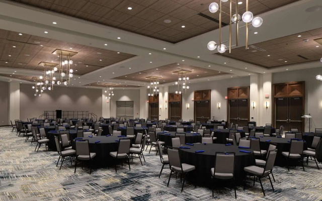 DoubleTree by Hilton Battle Creek