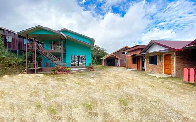 OYO HOME 90288 Masilau Valley Kundasang