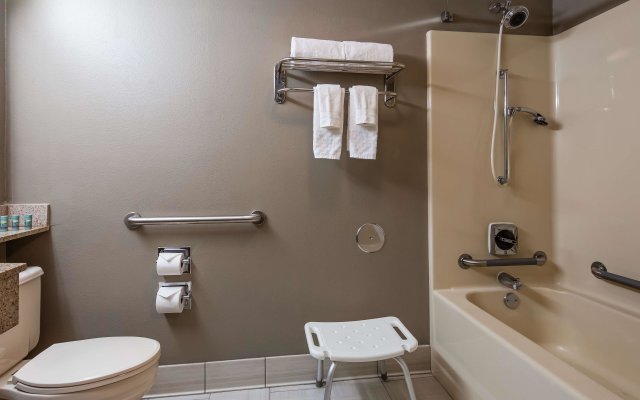 Best Western West Towne Suites