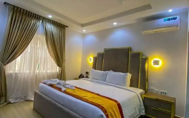 Century 24 Hotel and Suites