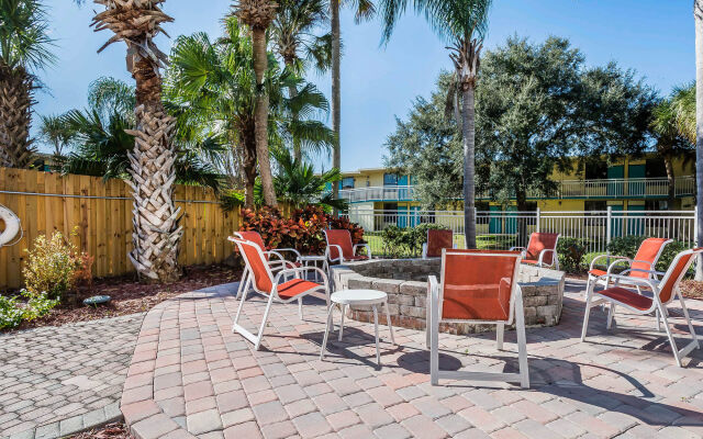 Clarion Hotel Orlando International Airport