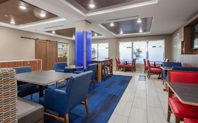 Holiday Inn Express & Suites Chattanooga (East Ridge) by IHG