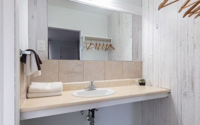 Hotel Port Colborne ON