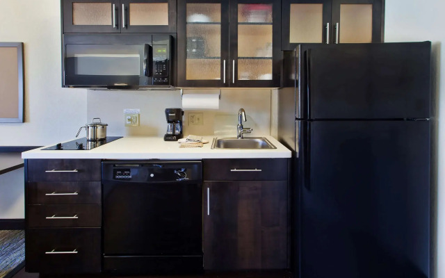 Sonesta Simply Suites Chicago Naperville