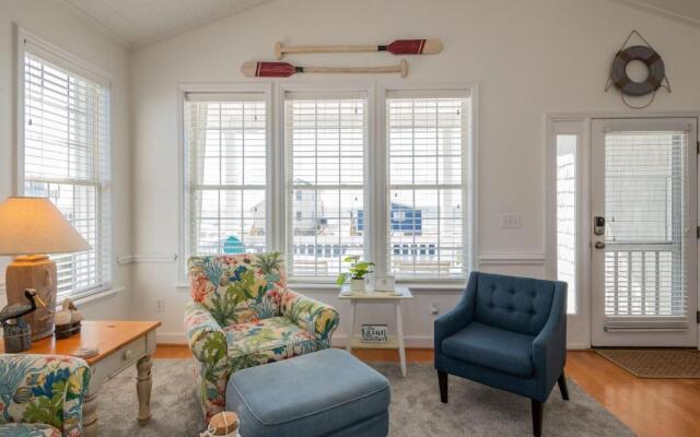 Sea Glass by Oak Island Accommodations