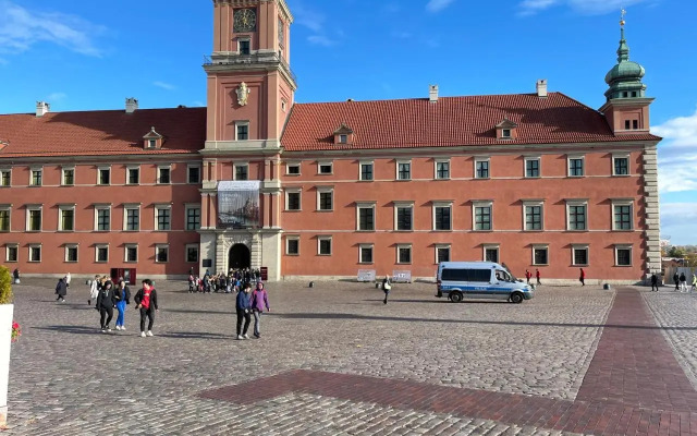ROYAL 2 Old Town fast WiFi Netflix HBO AppleTV+