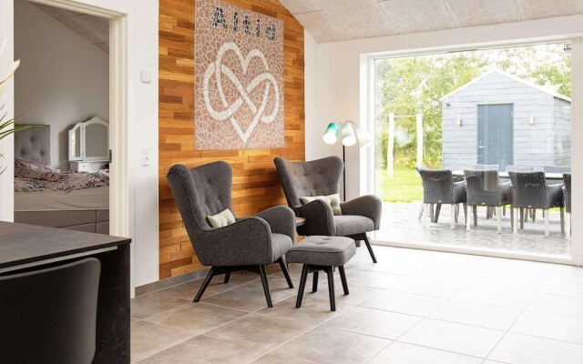 9 Person Holiday Home in Dannemare