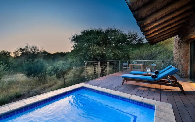 Babohi at Qwabi Private Game Reserve