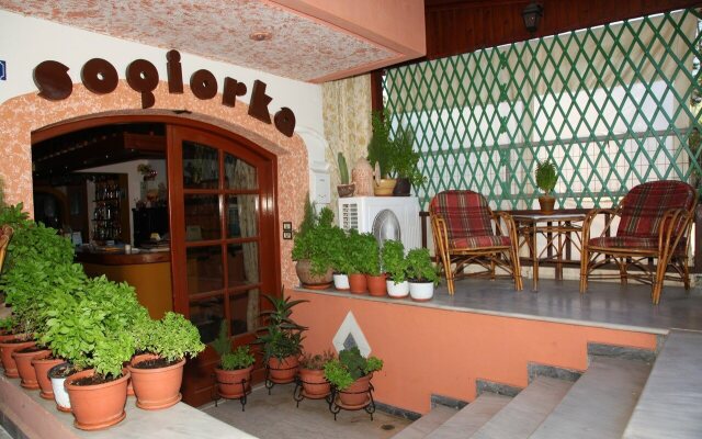 Sogiorka Apartments