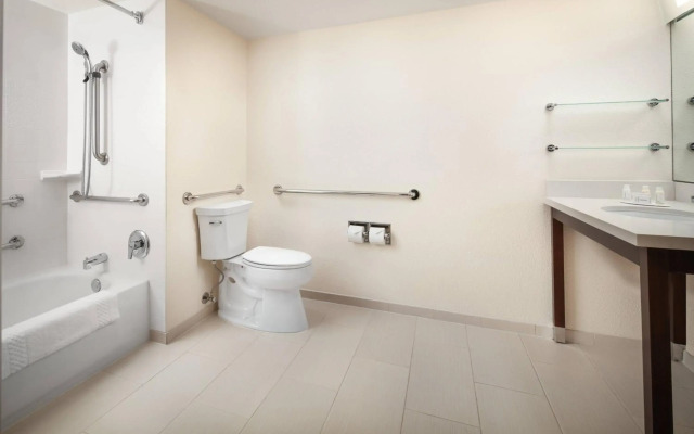 Fairfield by Marriott Anaheim Resort