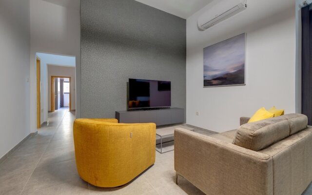 Modern 3BR Apartment in Sliema s Desirable Locale