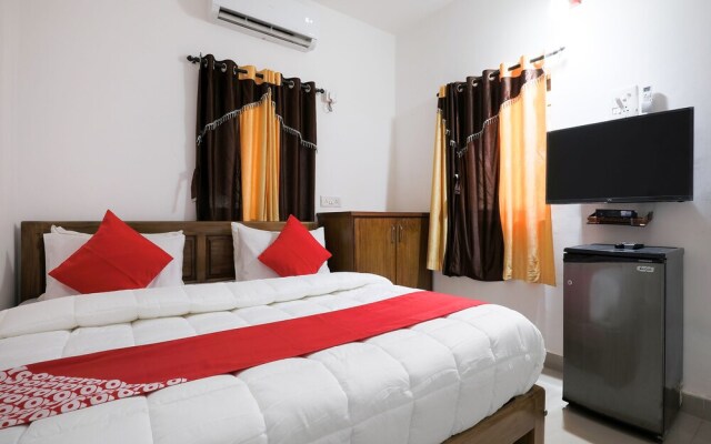 OYO 38418 Rosy Guest House