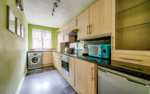 Lovely 2Bed Home In Central Edinburgh