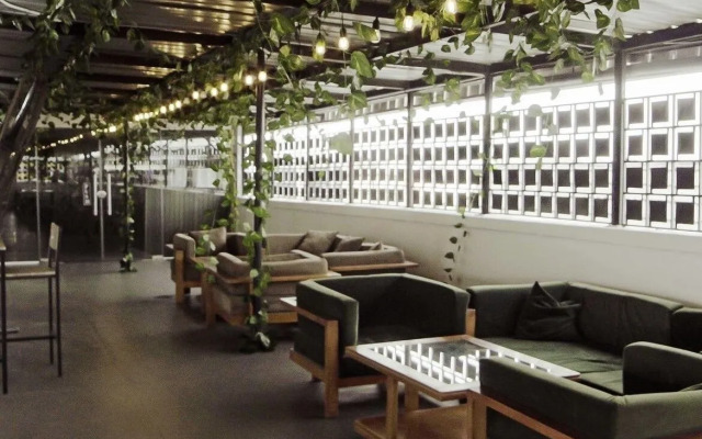 247 Luxury Apartment