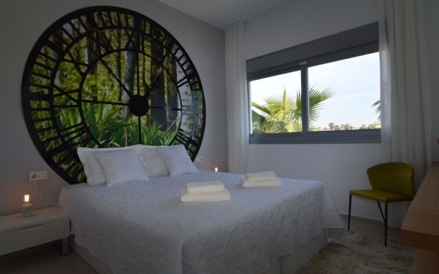 Lovely Villa in Ciudad Quesada with Private Pool