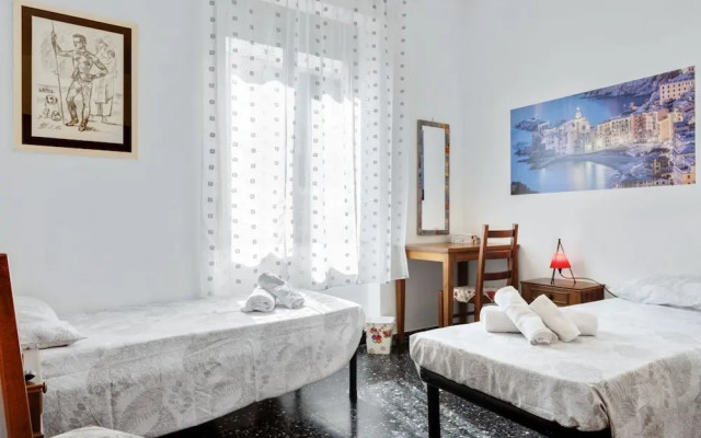 Railway Station Huge & Luminous Apartment x8