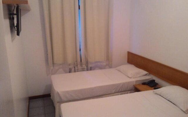 Jardim de Allah Flat Service