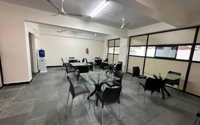 Residence Retreat Service Apartments