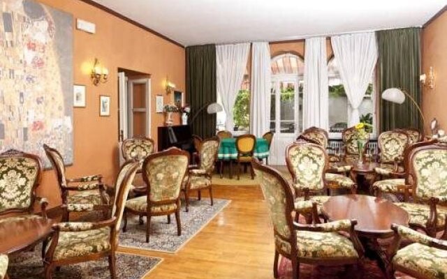 Hotel Marchi