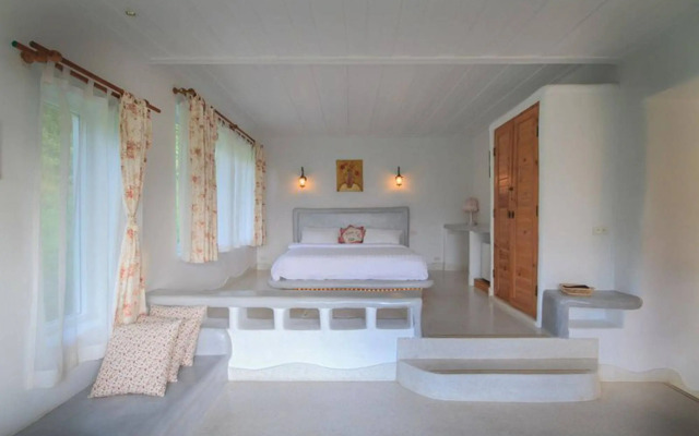 Morning Glory Resort