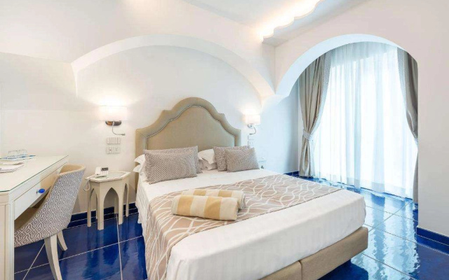 Corallo Blu Hotel De Charme