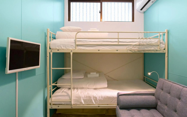 Seawall Hostel