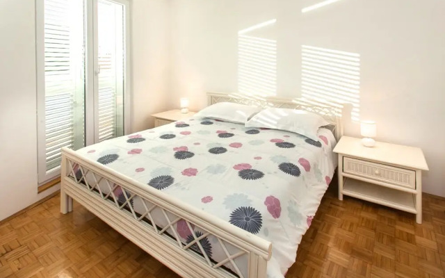 Three Wells Arsenal Apartman