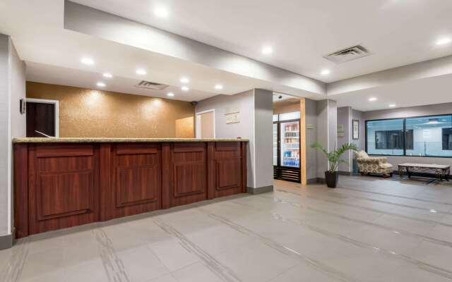 Hawthorn Extended Stay by Wyndham Columbus West