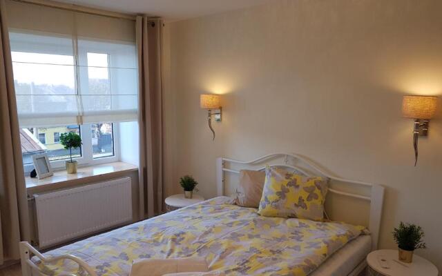 Samsara I: Peace begins with a smile