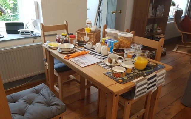 Yr  Hen Farcdy Bed & Breakfast