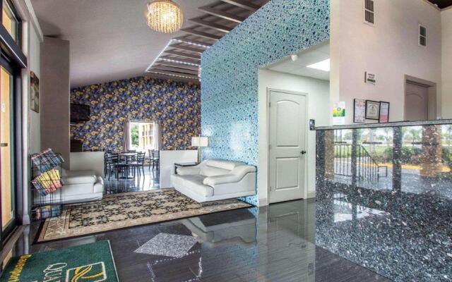 Rodeway Inn Davenport - Maingate South