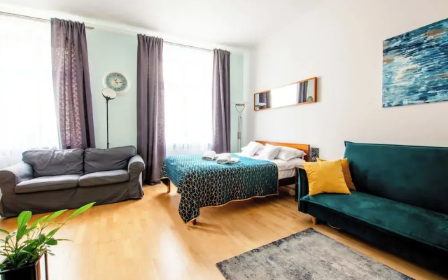 Luxury European Apartment