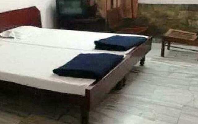 Hotel Jai Hind And Resturant