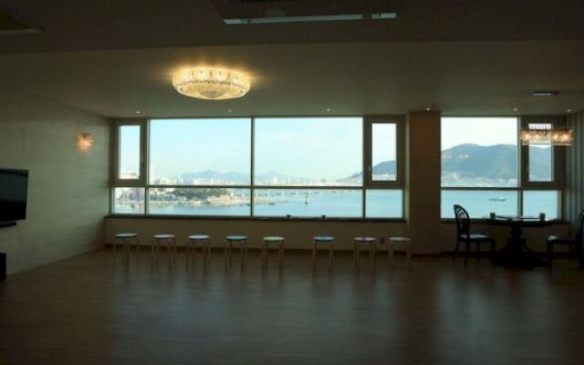 Sea Songdo Guesthouse