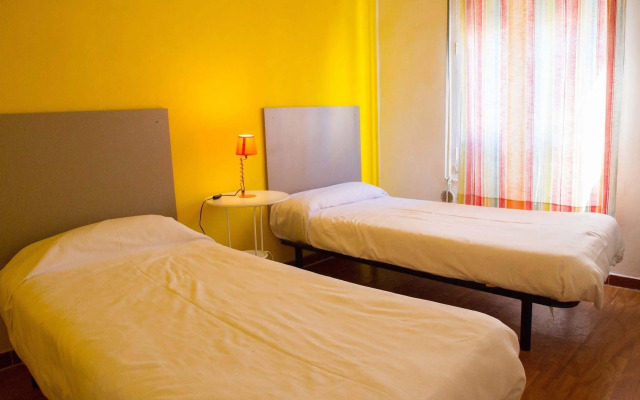 Russafa Youth Hostel