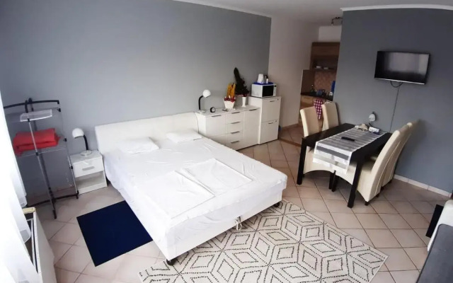 Gambrinusz Wellness Apartment De Lux