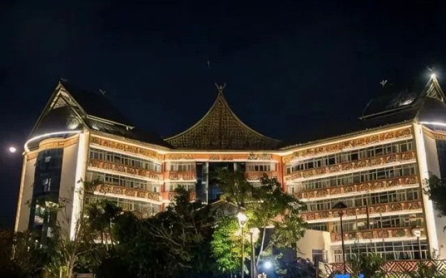 Longtan Hotel – Exterior – Pu'er