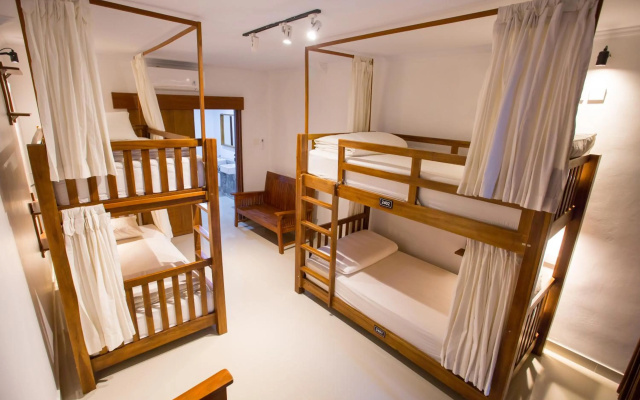 Nuansa Penida Hostel – Guest Rooms – Nusa Penida