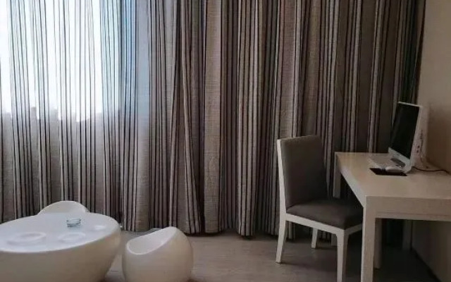 Zhongshan Yes I Hotel