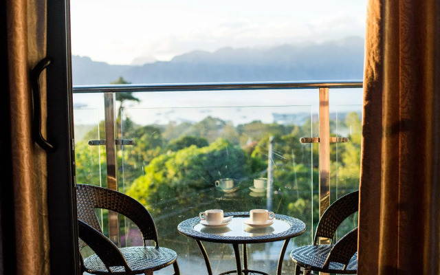 Vienna Hotel (Newly Renovated 2025)