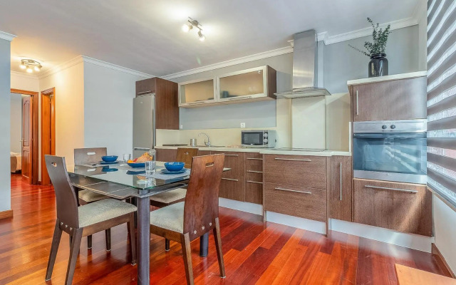 Flatguest Albareda + Penthouse + 2 Bdr + A/C