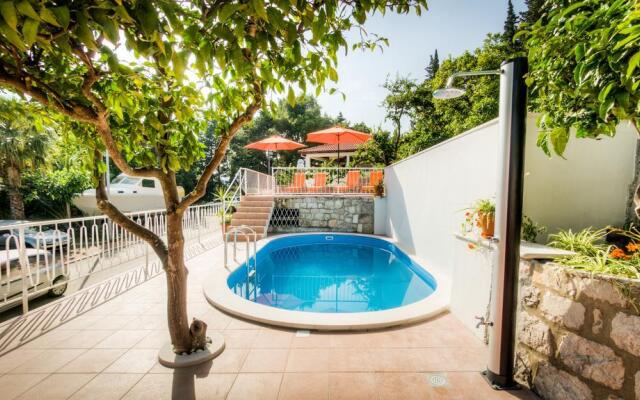Guest House Villa Nina