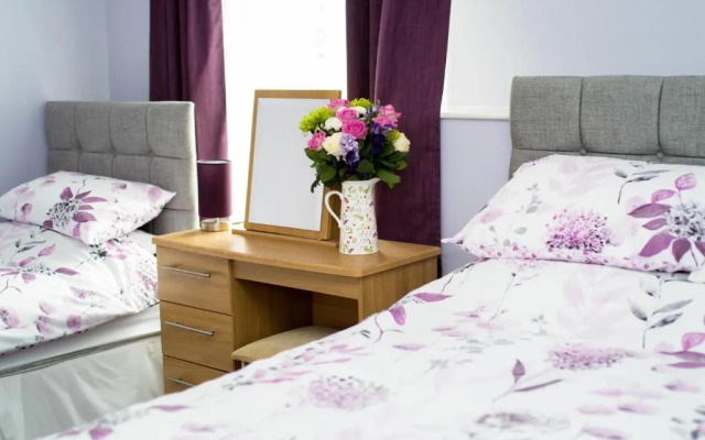 Aden House Bed and Breakfast