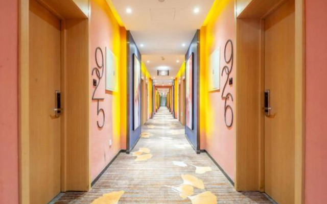 Meijing Zhilv Hotel (Jincheng Fengtai Street Material Trade Plaza)