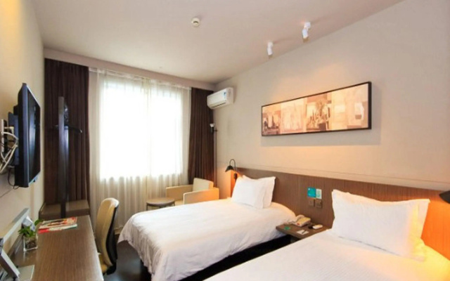 Jinjiang Inn Central Hangzhou West Lake Avenue – Guest Rooms – Hangzhou